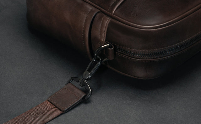 Sac Bandoulière en Cuir Crossbody Feature Focus