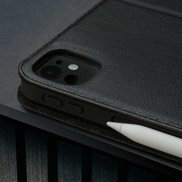 Camera cutout on the Black Leather Case for Apple iPad Pro 12.9