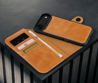 Card holder and detachable cover of the Dark Brown Leather Detachable Case for iPhone 17 Air