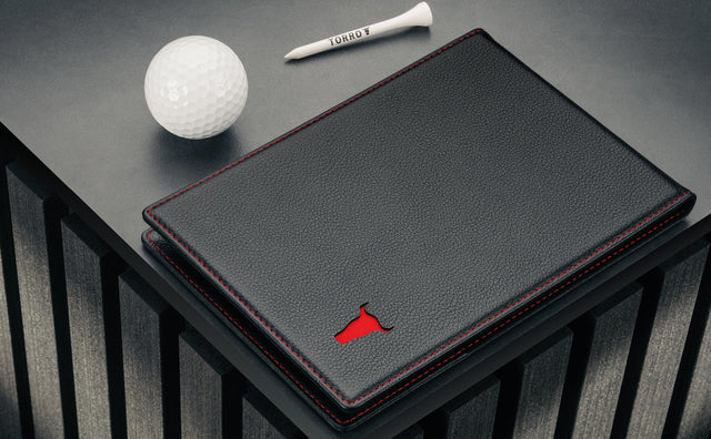 Porte-Carte de Score de Golf en Cuir et Carnet de Parcours (édition PRO) Feature Focus