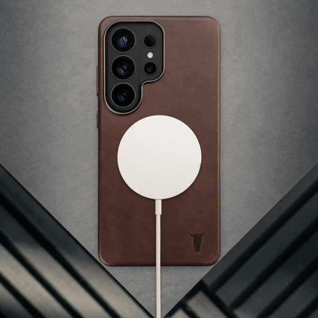 Wireless charger attached to the Dark Brown Leather Bumper Case for Galaxy S26 Ultra